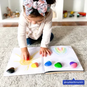 i-heart-art-crayons-lifestyle-mylifewithmymini_800x800