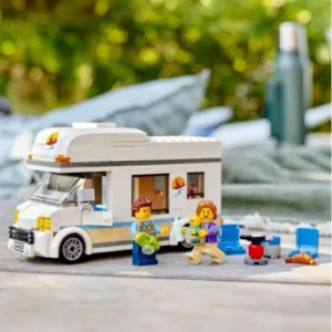 lego-city-holiday-camper-van (3)