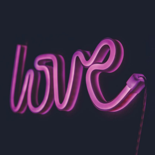 fotistiko-neon-love-kremasto.png